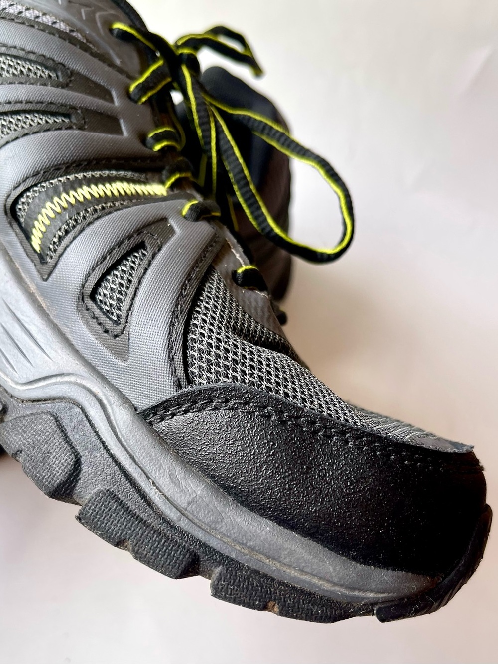 Avia Men's Jag Athletic Trail Shoe- Size 9 - Picture 3 of 9